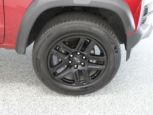 Used 2023 Chevrolet Colorado Trail Boss w/ Advanced Trailering Package AWD/4WD image 5