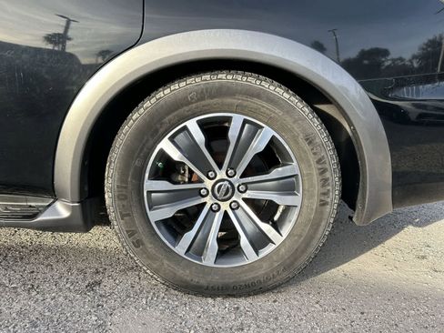 Used 2019 Nissan Armada SL w/ Premium Package image 8