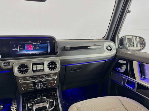 Used 2024 Mercedes-Benz G 550 G 550 4MATIC image 33