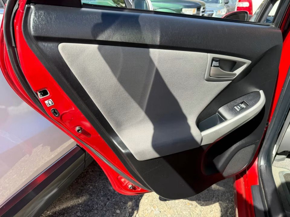 Used 2012 Toyota Prius Three FWD image 15