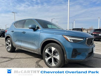 Used 2025 Volvo XC40 B5 Plus