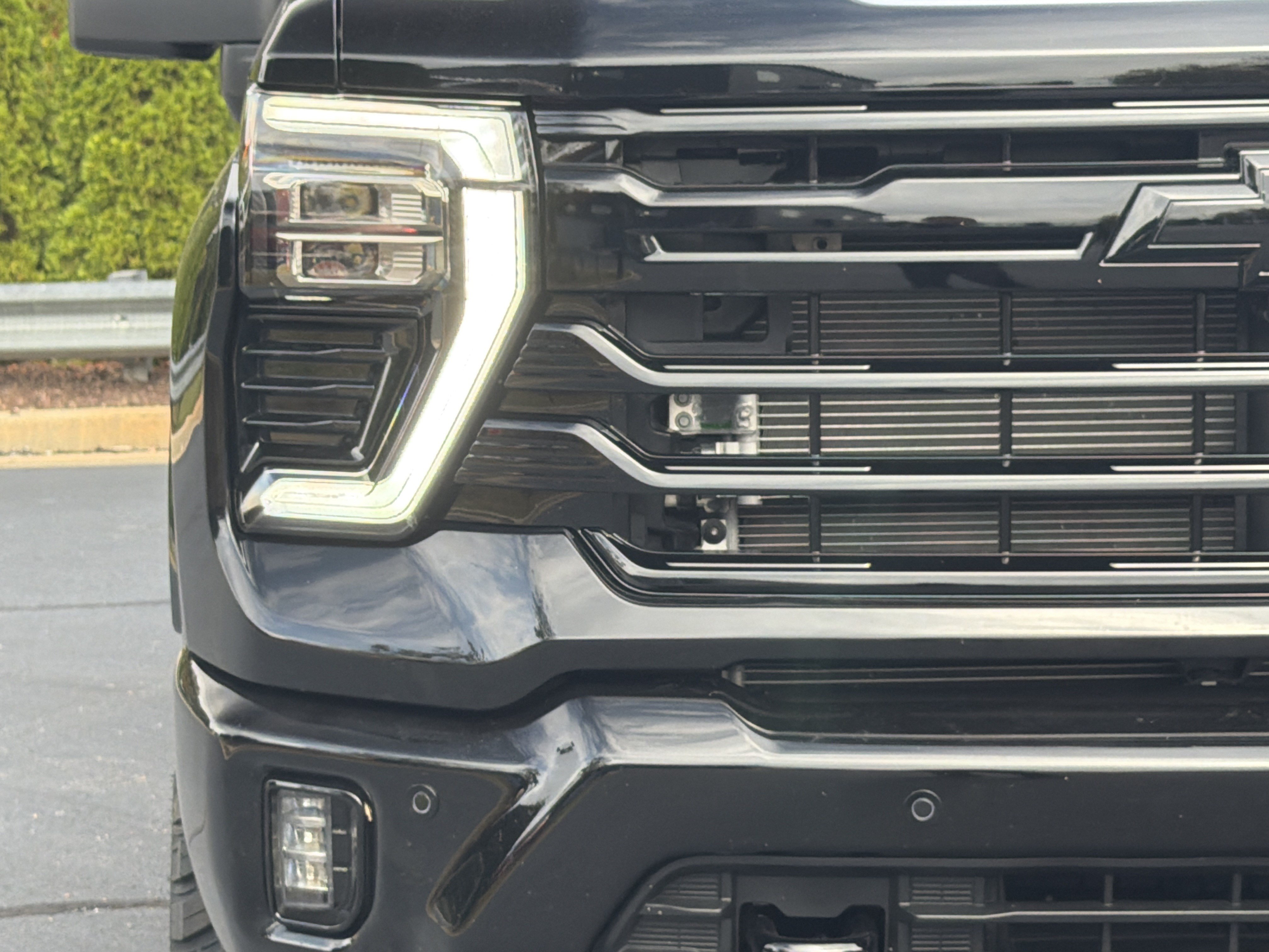Used 2026 Chevrolet Silverado 3500 High Country w/ High Country Premium Package AWD/4WD image 21