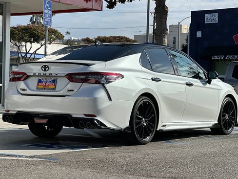 Used 2022 Toyota Camry XSE w/ Carpet Mat Package (TMS) FWD image 4