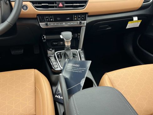 New 2026 Kia Seltos EX image 18