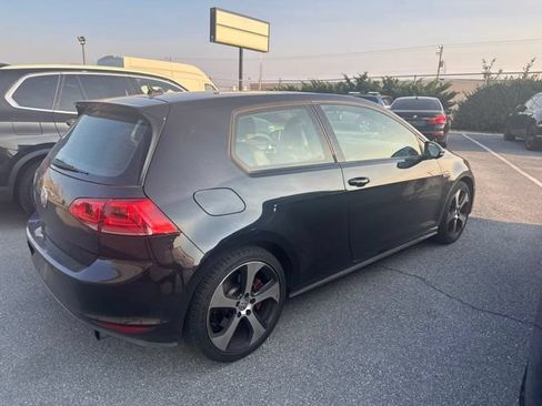 Used 2016 Volkswagen GTI SE FWD image 8
