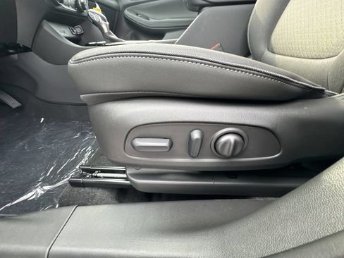New 2026 Buick Encore GX Preferred w/ Comfort Package AWD/4WD image 14
