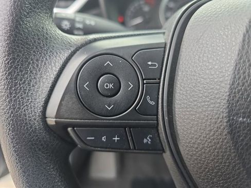 Used 2022 Toyota Corolla LE image 16