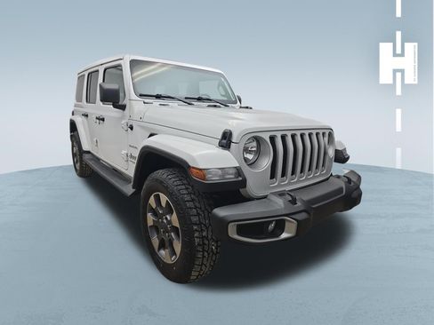 Used 2022 Jeep Wrangler Unlimited Sahara w/ Cold Weather Group AWD/4WD image 1
