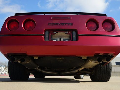 Used 1990 Chevrolet Corvette Convertible image 13