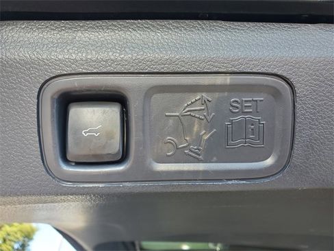 Used 2023 Lincoln Navigator L Black Label image 21