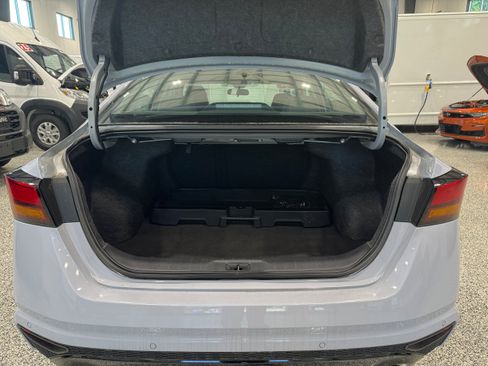 Used 2025 Nissan Altima 2.5 SR w/ SR Premium Package AWD/4WD image 7
