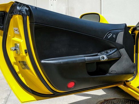 Used 2008 Chevrolet Corvette Z06 w/ Preferred Equipment Group image 33