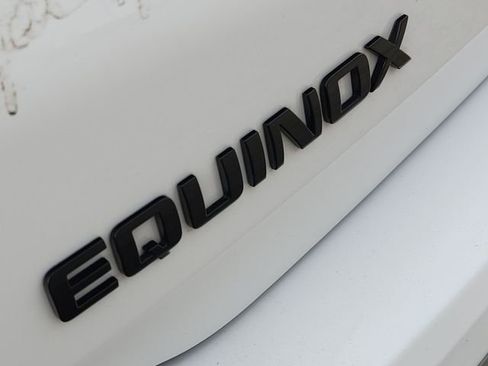 Used 2023 Chevrolet Equinox RS w/ LPO, Floor Liner Package image 12