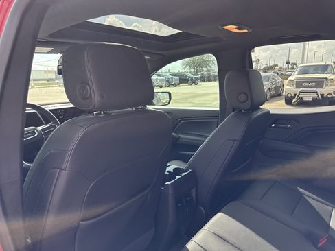 Used 2023 GMC Canyon Elevation w/ Elevation Premium Package image 10