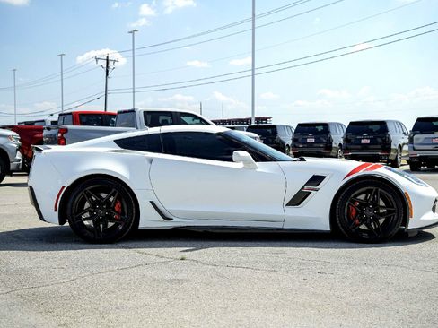 Used 2017 Chevrolet Corvette Grand Sport image 7