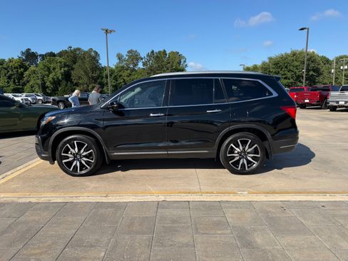 Used 2020 Honda Pilot Touring image 8