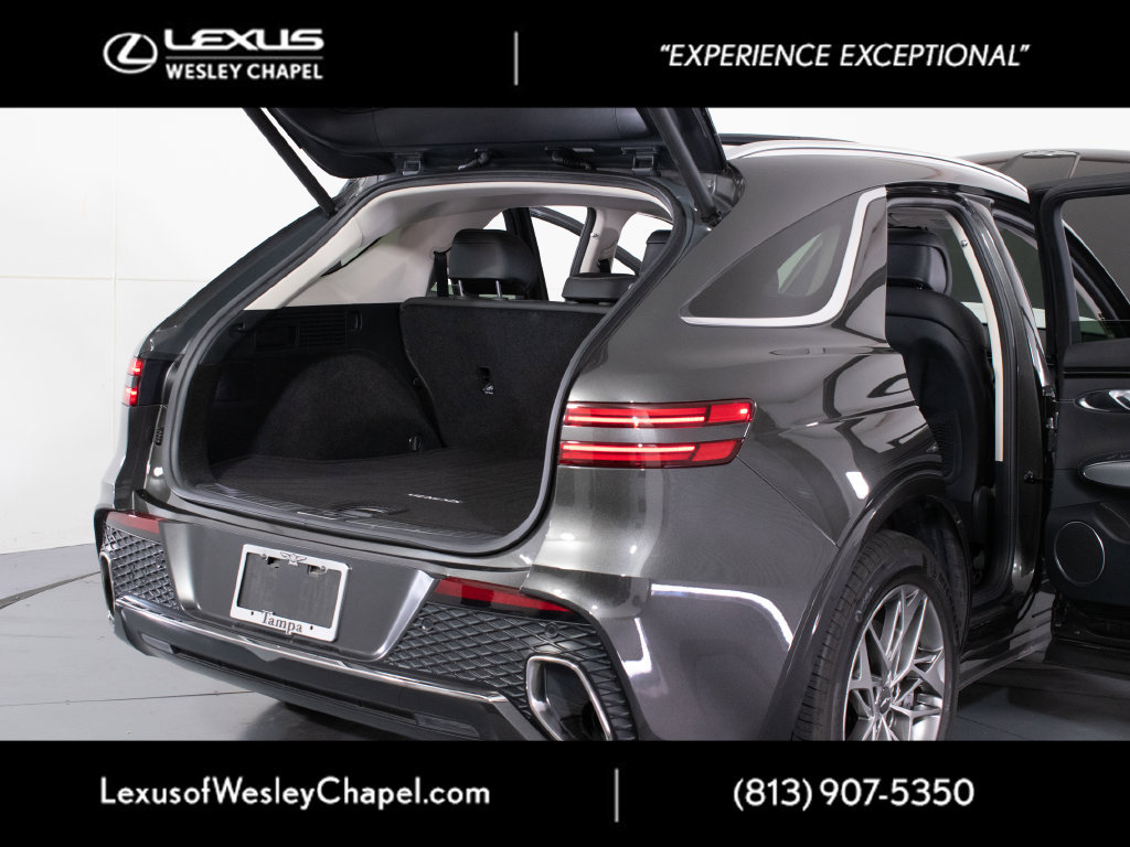 Used 2023 Genesis GV70 2.5T w/ Select Package AWD/4WD image 11