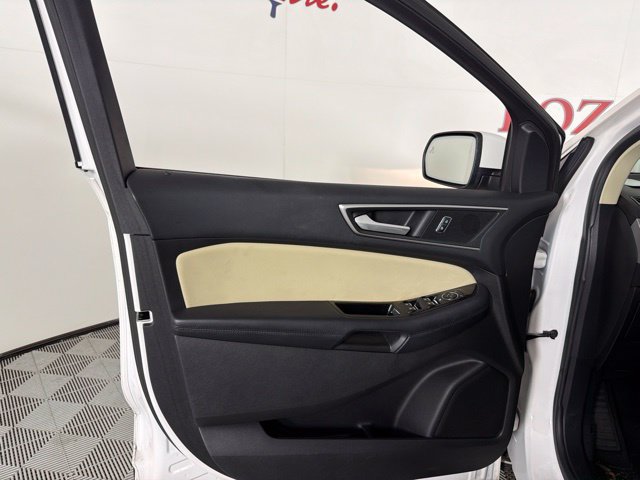 Certified 2017 Ford Edge SEL w/ Equipment Group 201A FWD image 30