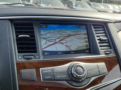 Used 2018 INFINITI QX80 4WD w/ Driver Assistance Package image 17