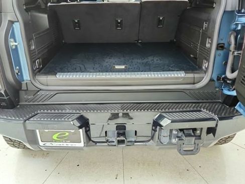 Used 2024 GMC Hummer EV 3X w/ Omega Edition image 14