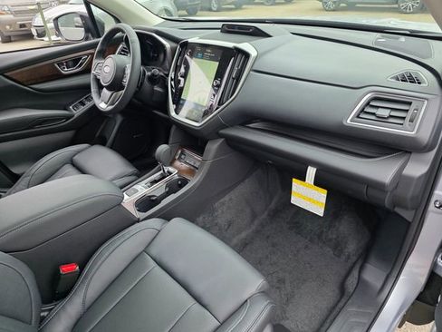 New 2025 Subaru Ascent Touring w/ Popular Package #2 image 9