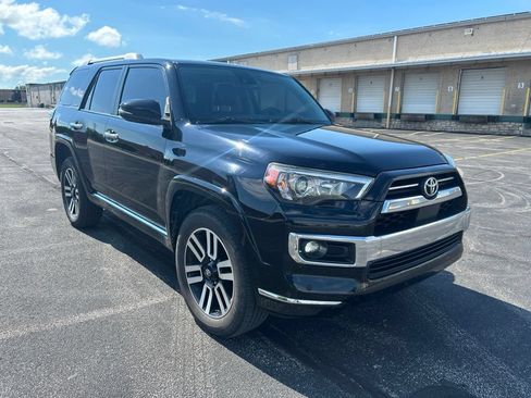 Used 2021 Toyota 4Runner Limited AWD/4WD image 4