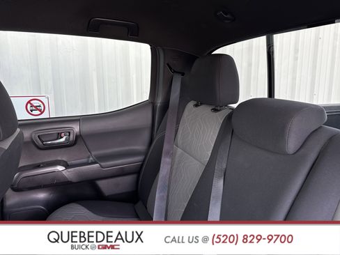 Used 2020 Toyota Tacoma TRD Off-Road image 18