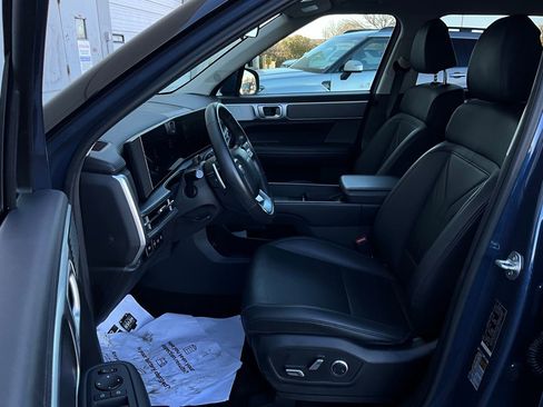 Used 2025 Hyundai Santa Fe SEL image 10