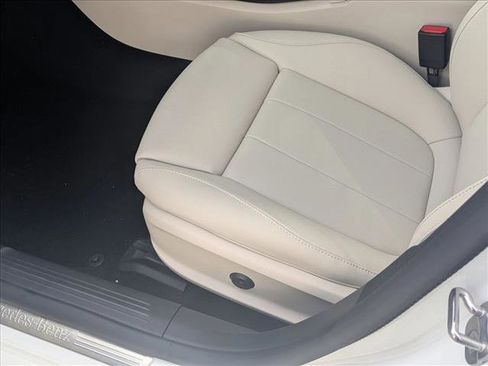 Used 2026 Mercedes-Benz CLA 250 image 4