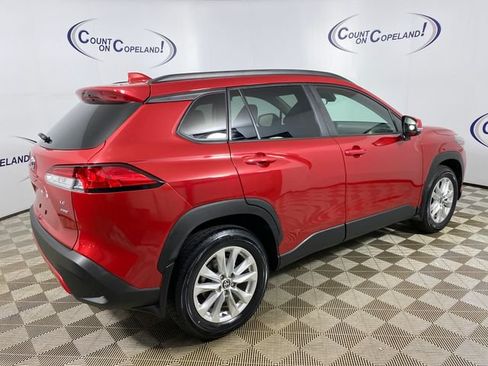 Certified 2023 Toyota Corolla Cross LE AWD/4WD image 7
