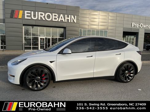 Used 2022 Tesla Model Y Performance image 26