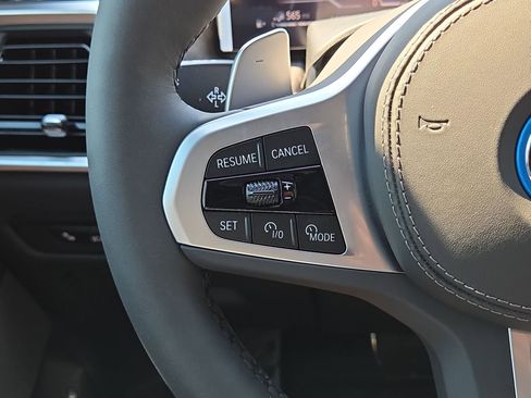 New 2026 BMW X5 xDrive50e image 21