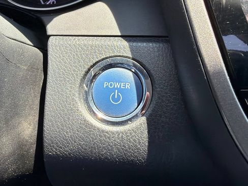 Certified 2022 Toyota Camry SE w/ Audio Upgrade Package FWD image 32