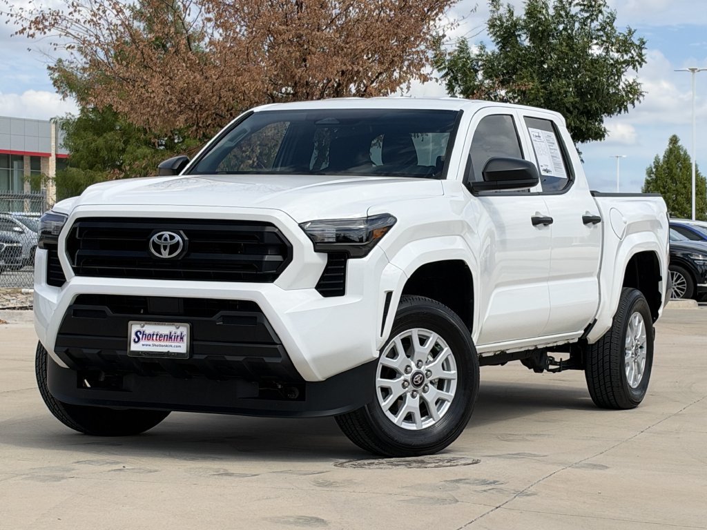 Used 2025 Toyota Tacoma SR RWD image 2