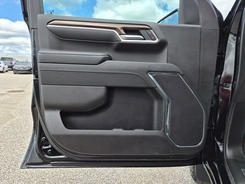 Used 2024 Chevrolet Silverado 1500 LT AWD/4WD image 13
