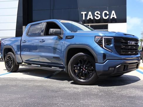 Used 2026 GMC Sierra 1500 Elevation w/ LPO, Elevation Black Package RWD image 1