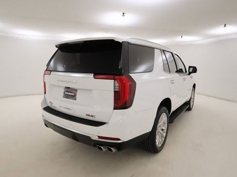 Certified 2025 GMC Yukon Denali image 3