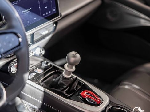 New 2025 Lotus Emira image 18