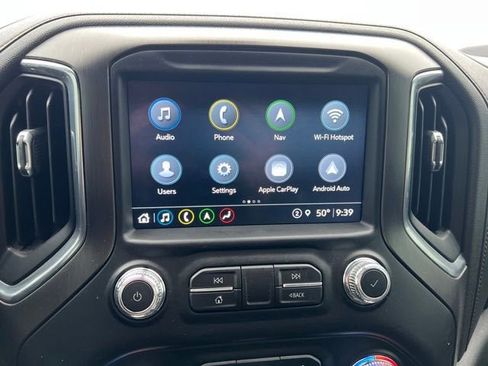 Used 2022 GMC Sierra 2500 AT4 w/ AT4 Preferred Package image 17