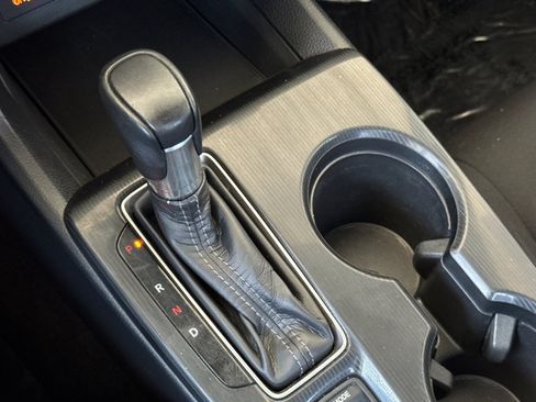 Used 2023 Honda Civic Sport image 18
