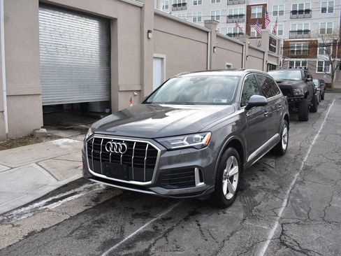 Used 2022 Audi Q7 2.0T Premium image 2