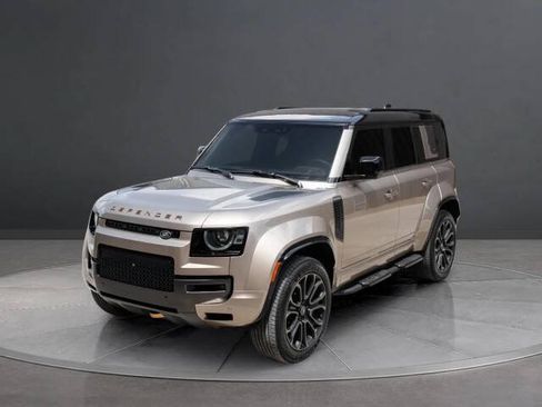 Used 2025 Land Rover Defender 110 AWD/4WD image 1