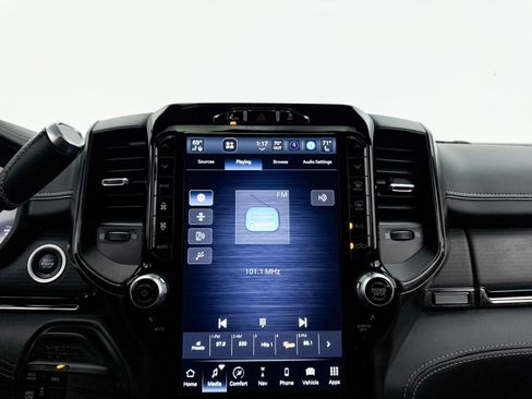 Used 2023 RAM 2500 Limited image 6