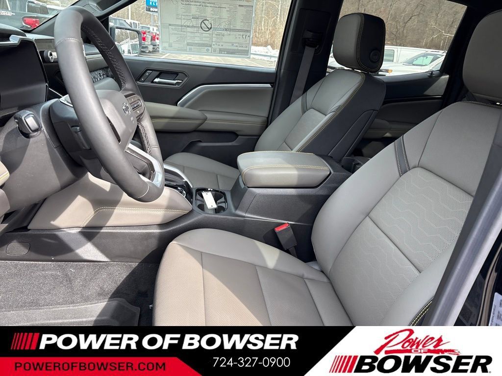 New 2026 Chevrolet Colorado ZR2 w/ Technology Package AWD/4WD image 4