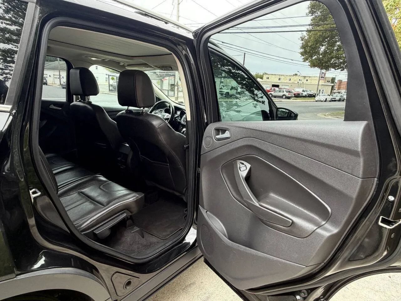 Used 2013 Ford Escape Titanium w/ Parking Technology Pkg AWD/4WD image 21
