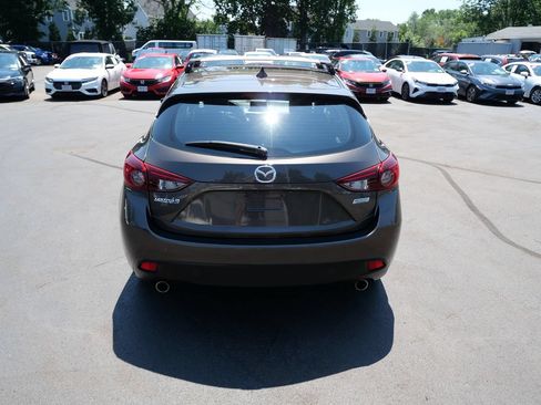 Used 2016 MAZDA MAZDA3 i Grand Touring FWD image 4