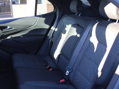 Used 2020 Chevrolet Equinox LT image 25