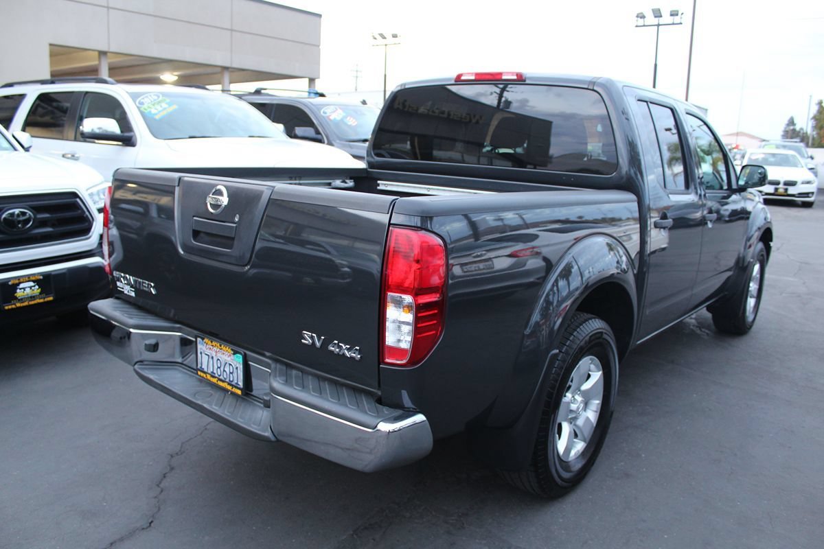 Used 2011 Nissan Frontier SV w/ SV Premium Utility Pkg AWD/4WD image 7