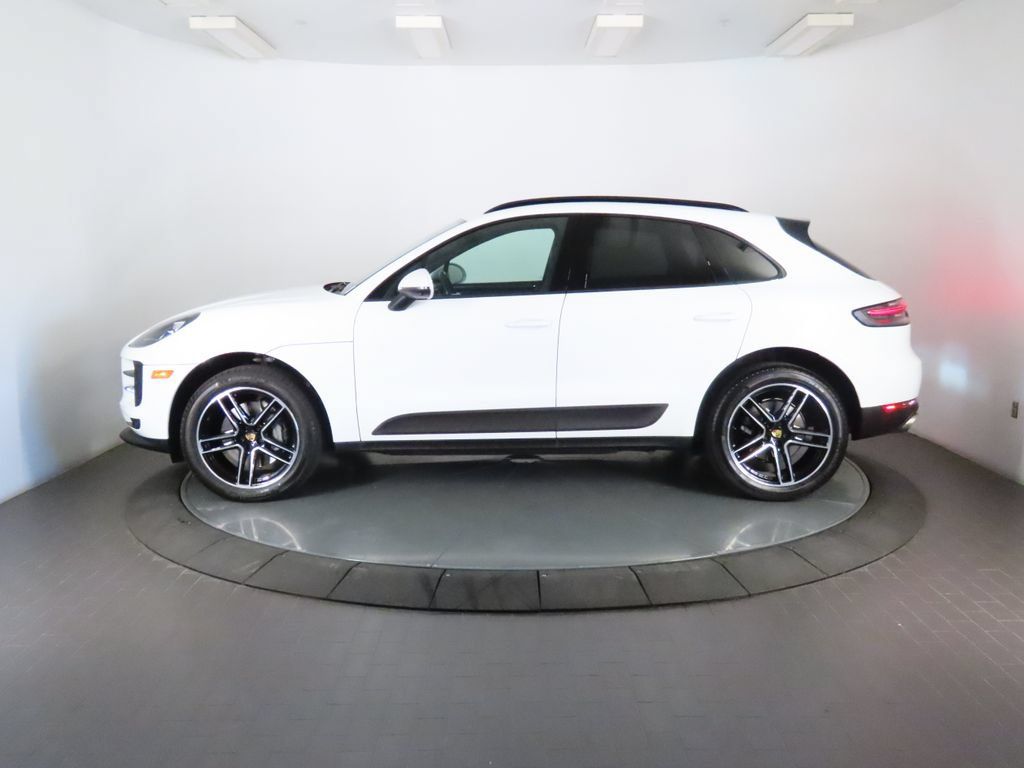Used 2021 Porsche Macan S AWD/4WD image 2