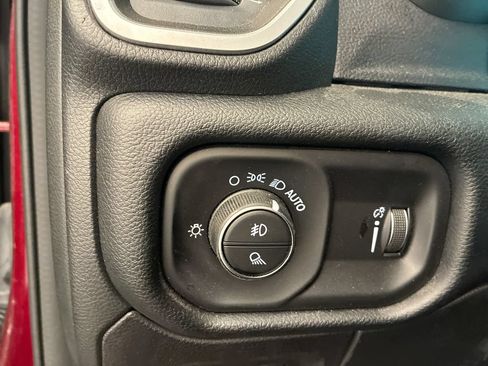 Used 2021 RAM 1500 Big Horn AWD/4WD image 20